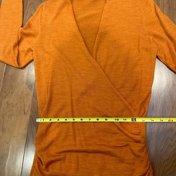 Orange long sleeve top - Picture 8 of 8
